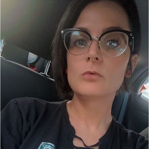 Meet your Posher, Kati